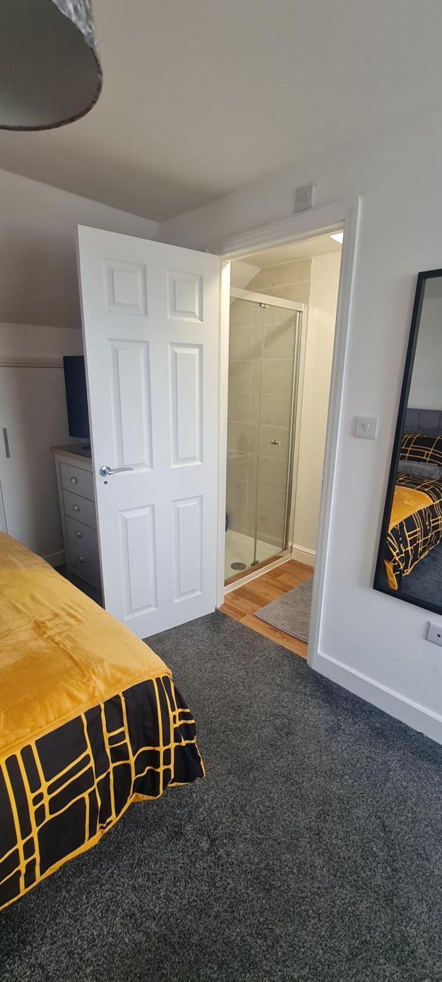 House Share With Few Ensuite Rooms Near Southmead Bristol Esterno foto