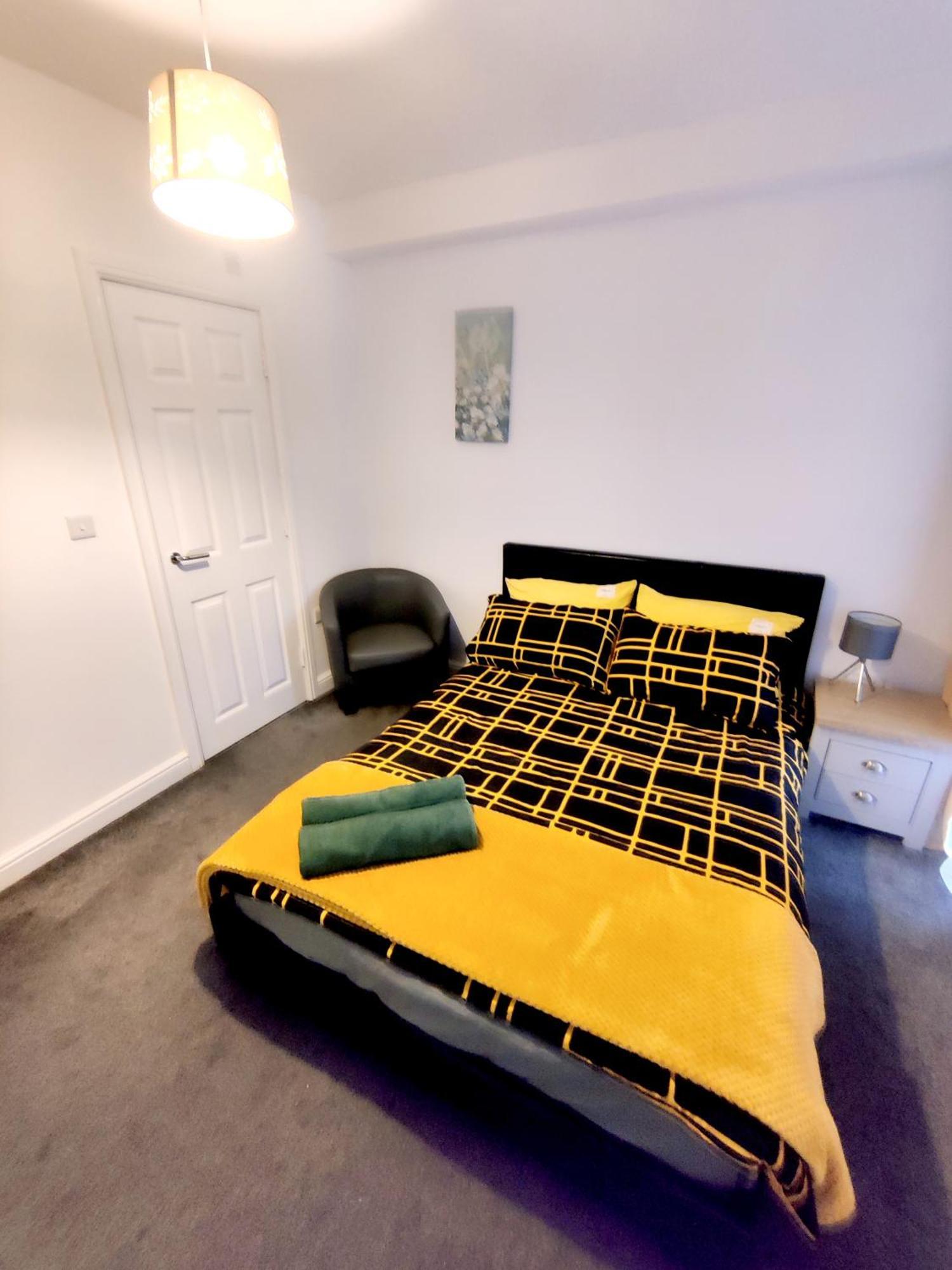 House Share With Few Ensuite Rooms Near Southmead Bristol Esterno foto