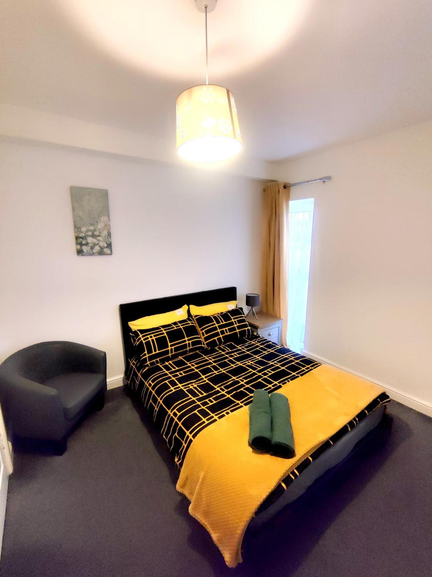 House Share With Few Ensuite Rooms Near Southmead Bristol Esterno foto