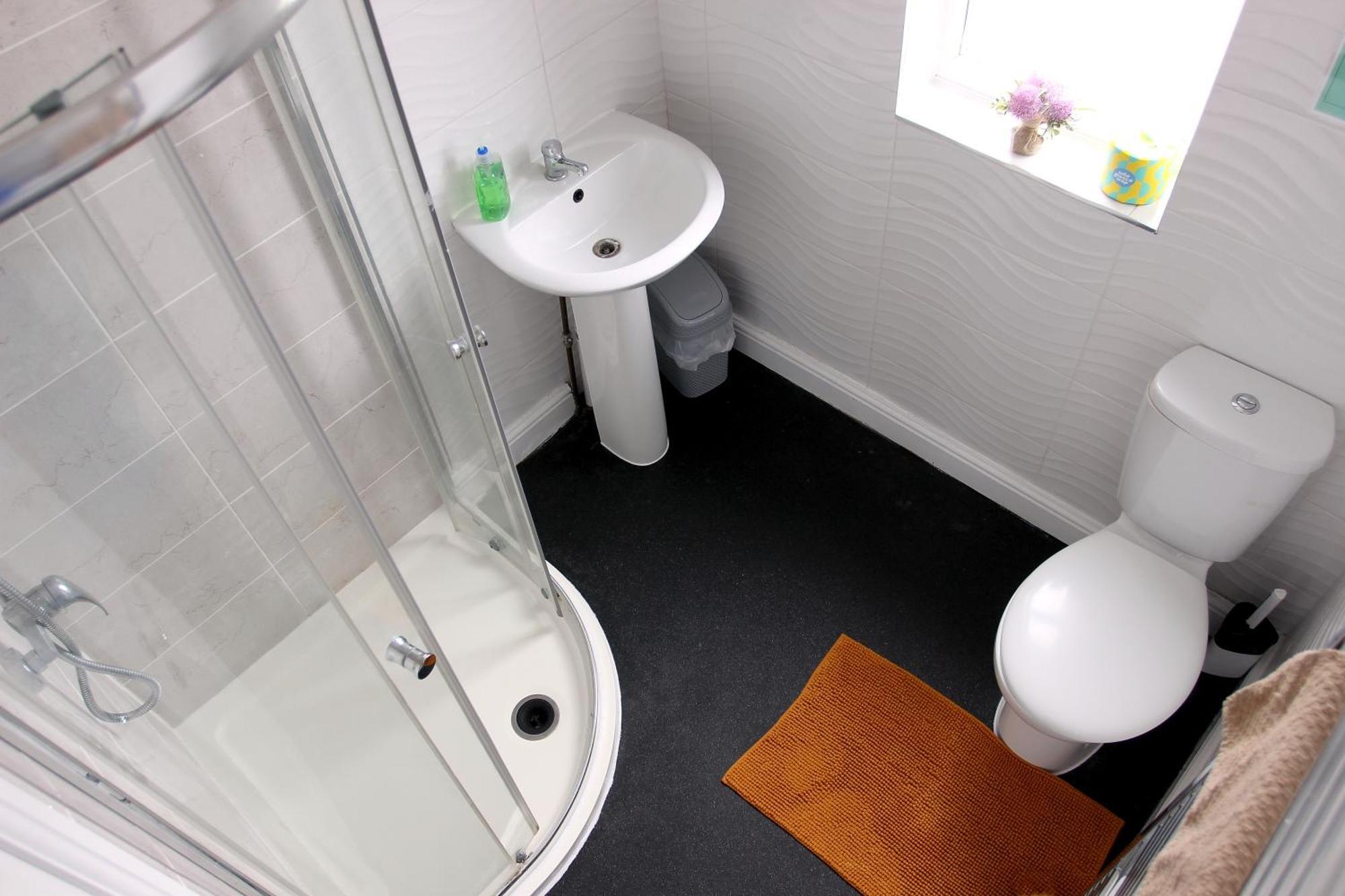 House Share With Few Ensuite Rooms Near Southmead Bristol Esterno foto
