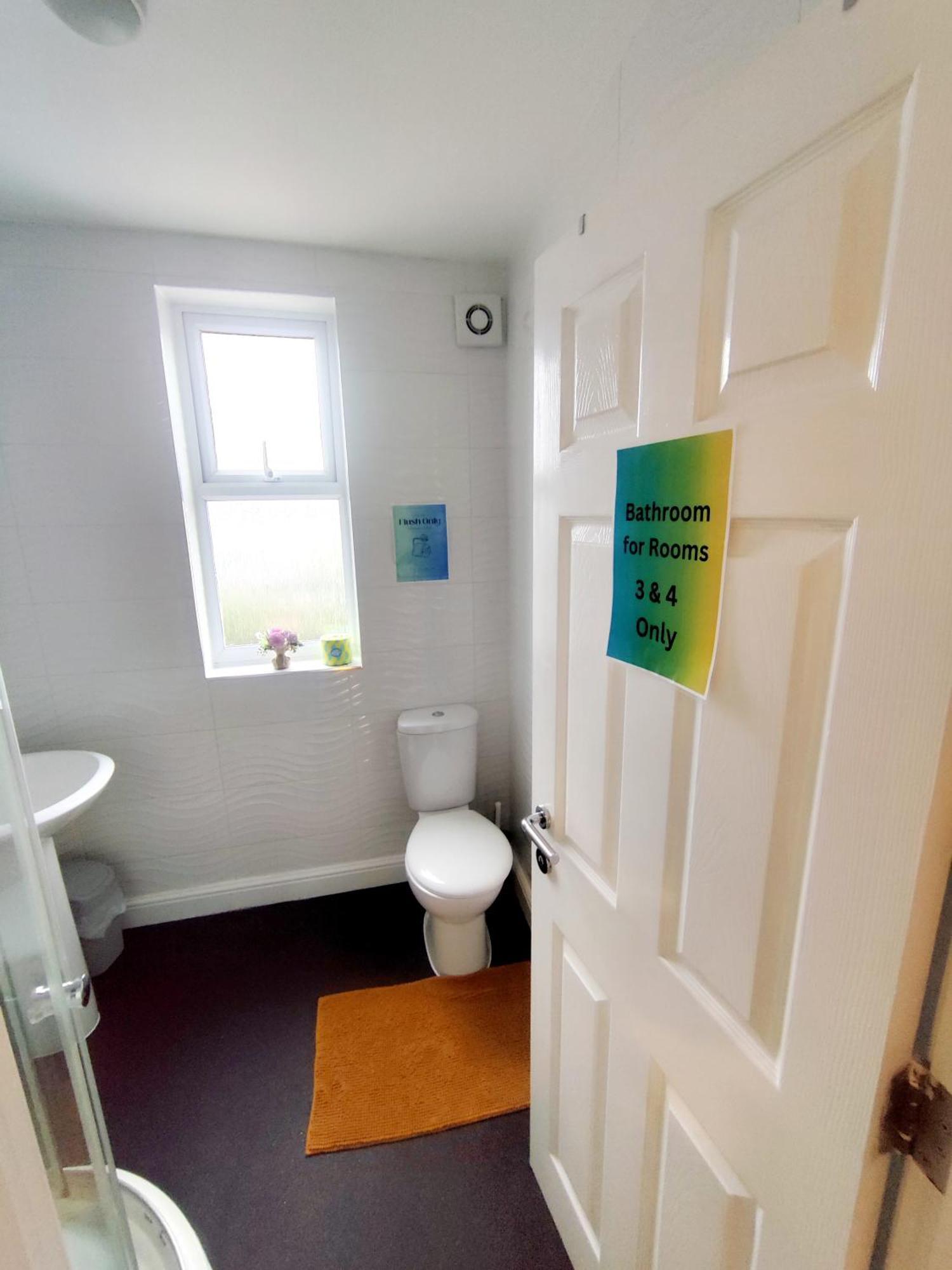 House Share With Few Ensuite Rooms Near Southmead Bristol Esterno foto