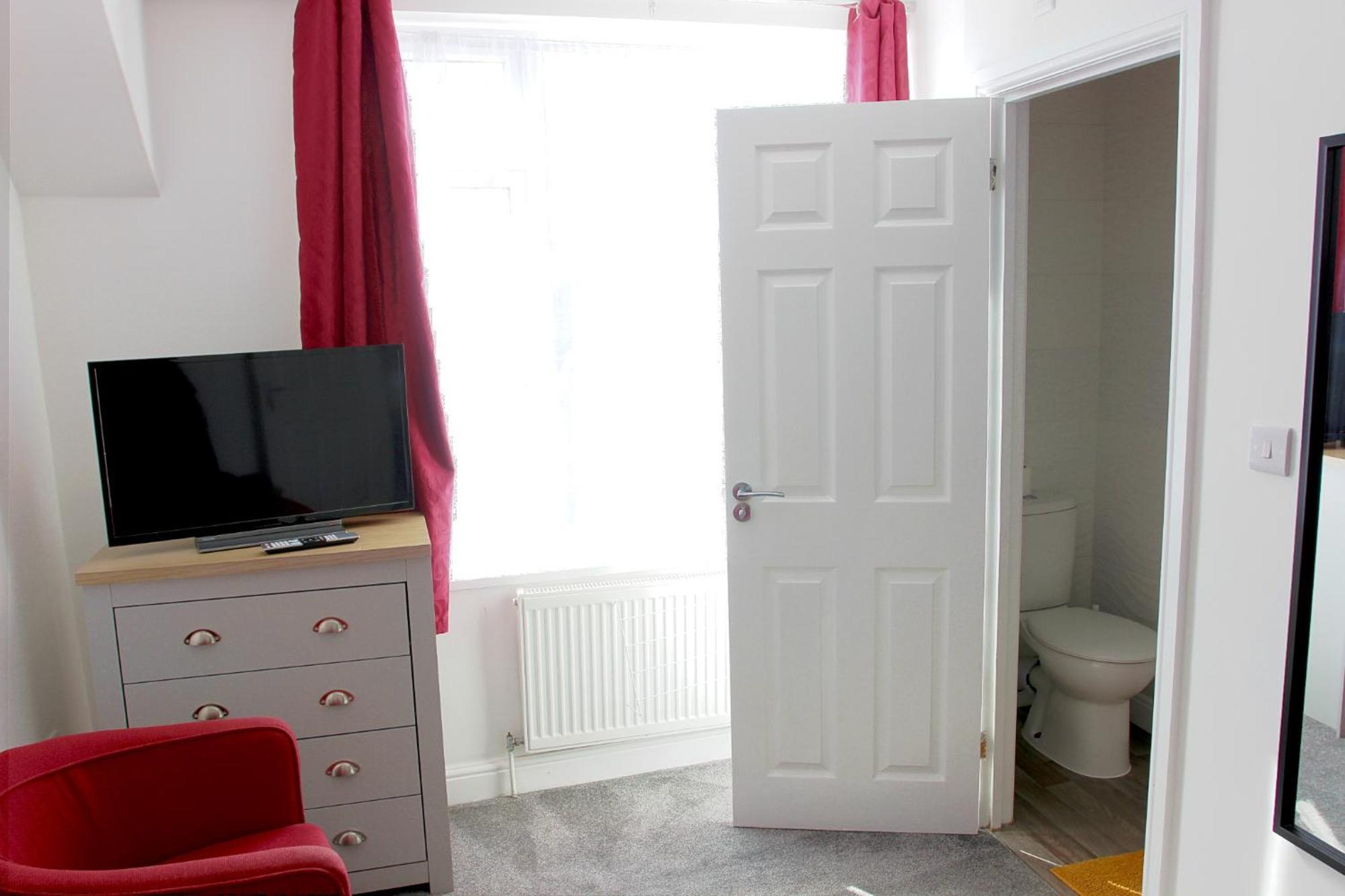 House Share With Few Ensuite Rooms Near Southmead Bristol Esterno foto